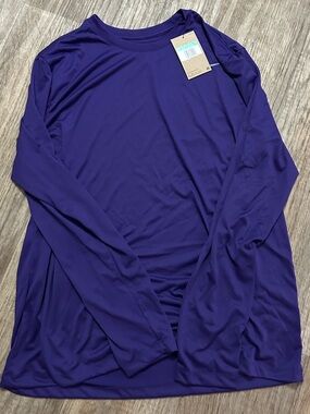 NWT Men’s Nike Long Sleeve
